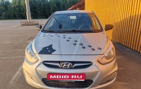 Hyundai Solaris II рестайлинг, 2013 год, 680 000 рублей, 5 фотография