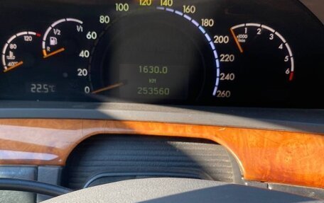 Mercedes-Benz S-Класс, 2000 год, 600 000 рублей, 5 фотография