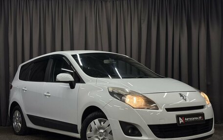 Renault Scenic III, 2010 год, 549 777 рублей, 3 фотография