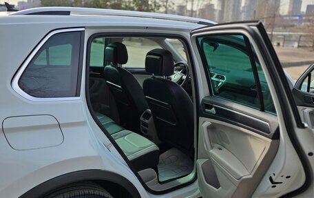 Volkswagen Tiguan II, 2019 год, 3 190 000 рублей, 14 фотография