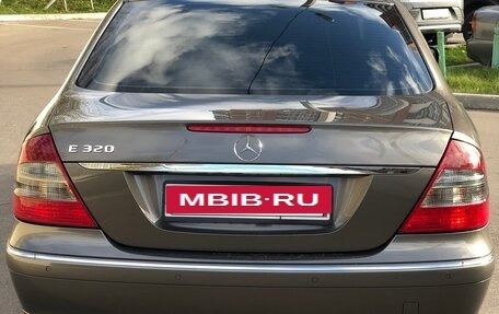 Mercedes-Benz E-Класс, 2007 год, 1 400 000 рублей, 4 фотография