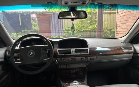 BMW 7 серия, 2003 год, 700 000 рублей, 18 фотография
