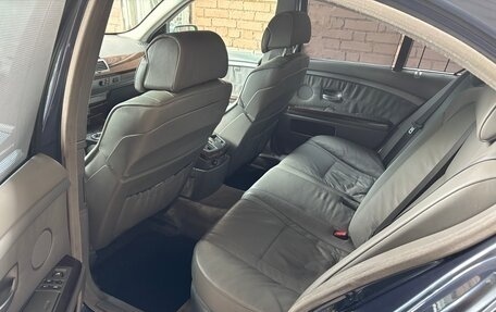 BMW 7 серия, 2003 год, 700 000 рублей, 17 фотография