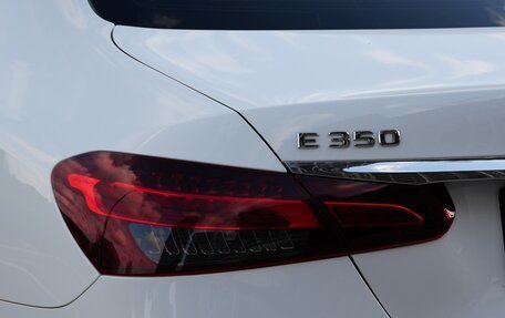 Mercedes-Benz E-Класс, 2021 год, 4 900 000 рублей, 11 фотография