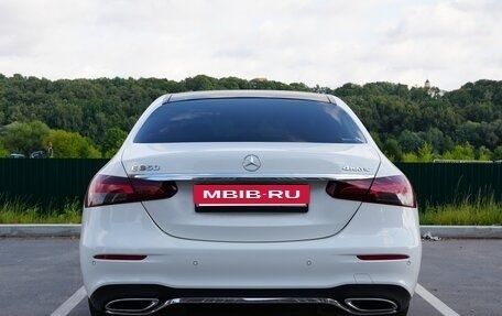 Mercedes-Benz E-Класс, 2021 год, 4 900 000 рублей, 8 фотография