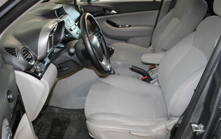 Chevrolet Orlando I, 2013 год, 988 000 рублей, 9 фотография