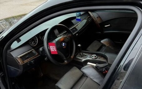 BMW 5 серия, 2004 год, 800 000 рублей, 14 фотография