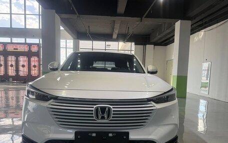 Honda Vezel, 2023 год, 1 940 000 рублей, 1 фотография