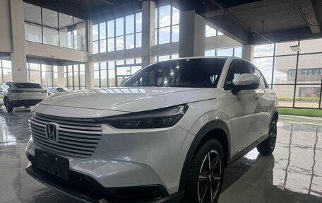 Honda Vezel, 2023 год, 1 940 000 рублей, 2 фотография