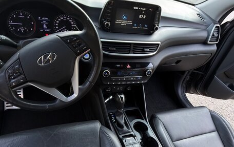 Hyundai Tucson III, 2019 год, 2 400 000 рублей, 6 фотография