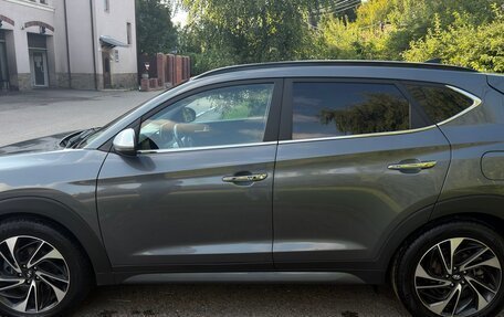 Hyundai Tucson III, 2019 год, 2 400 000 рублей, 16 фотография