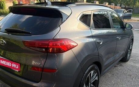Hyundai Tucson III, 2019 год, 2 400 000 рублей, 17 фотография