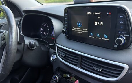 Hyundai Tucson III, 2019 год, 2 400 000 рублей, 23 фотография