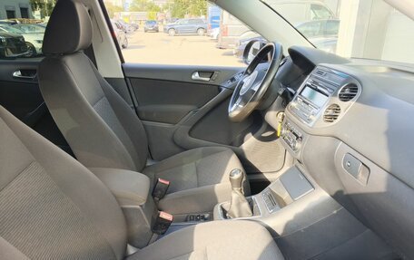 Volkswagen Tiguan I, 2011 год, 971 000 рублей, 12 фотография