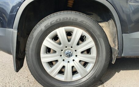 Volkswagen Tiguan I, 2011 год, 971 000 рублей, 10 фотография