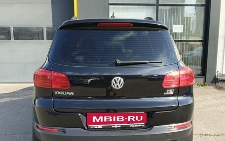 Volkswagen Tiguan I, 2011 год, 971 000 рублей, 6 фотография