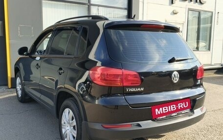 Volkswagen Tiguan I, 2011 год, 971 000 рублей, 7 фотография