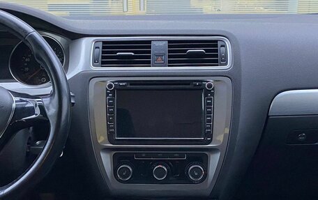 Volkswagen Jetta VI, 2018 год, 1 525 000 рублей, 15 фотография