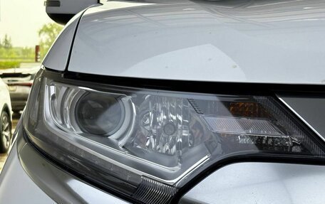Mitsubishi Outlander III рестайлинг 3, 2019 год, 2 390 000 рублей, 17 фотография