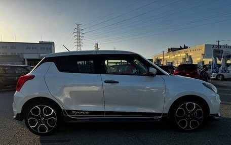 Suzuki Swift V, 2023 год, 1 165 000 рублей, 3 фотография