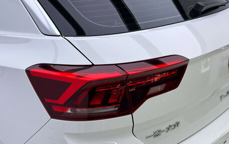 Volkswagen T-Roc I, 2022 год, 1 627 009 рублей, 7 фотография