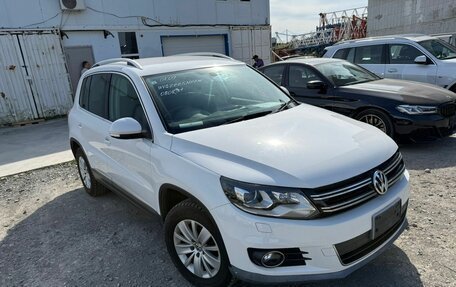 Volkswagen Tiguan I, 2013 год, 1 300 000 рублей, 2 фотография
