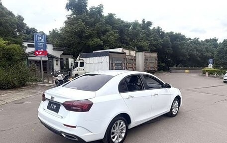Geely Emgrand, 2022 год, 1 210 000 рублей, 4 фотография