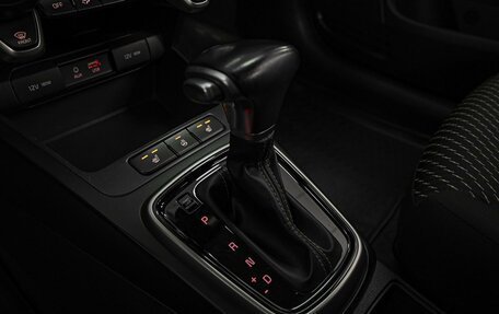 KIA Rio IV, 2019 год, 1 630 000 рублей, 12 фотография