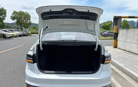 Volkswagen Lavida, 2023 год, 1 540 177 рублей, 7 фотография