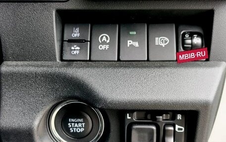 Suzuki Jimny, 2025 год, 2 299 000 рублей, 13 фотография