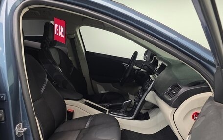 Volvo V40 II рестайлинг, 2014 год, 800 000 рублей, 8 фотография