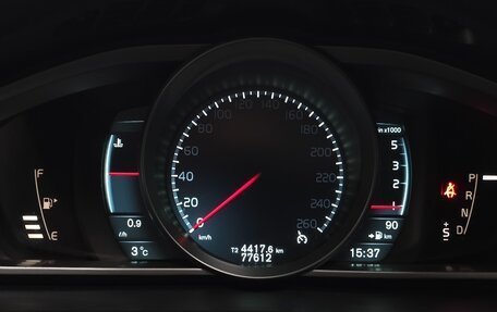 Volvo V40 II рестайлинг, 2014 год, 800 000 рублей, 16 фотография