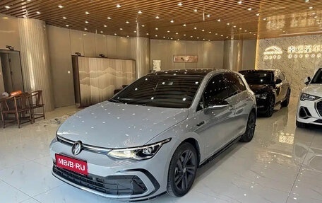 Volkswagen Golf VIII, 2023 год, 1 570 177 рублей, 1 фотография