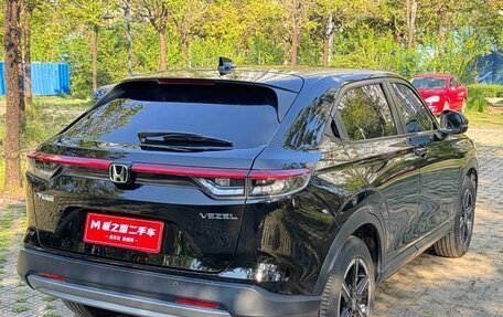 Honda Vezel, 2023 год, 1 350 000 рублей, 7 фотография