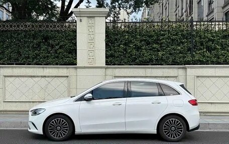 Mercedes-Benz B-Класс, 2021 год, 1 600 100 рублей, 3 фотография