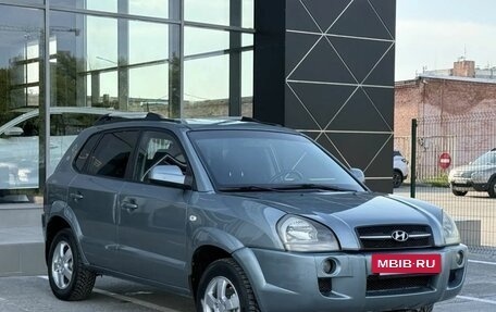 Hyundai Tucson III, 2007 год, 715 000 рублей, 3 фотография