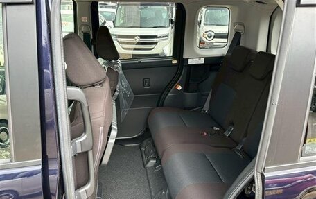 Toyota Roomy I, 2023 год, 870 000 рублей, 17 фотография