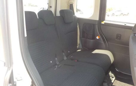 Toyota Roomy I, 2023 год, 1 100 000 рублей, 17 фотография