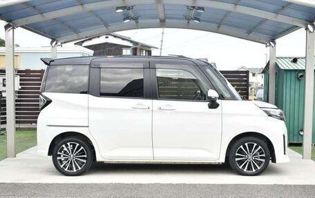 Toyota Roomy I, 2022 год, 900 000 рублей, 3 фотография