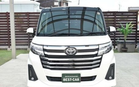 Toyota Roomy I, 2022 год, 900 000 рублей, 2 фотография