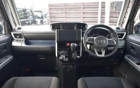 Toyota Roomy I, 2022 год, 900 000 рублей, 8 фотография