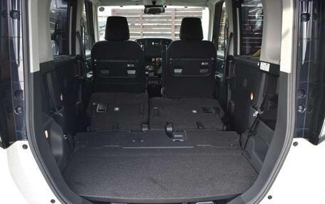 Toyota Roomy I, 2022 год, 900 000 рублей, 11 фотография
