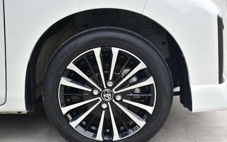Toyota Roomy I, 2022 год, 900 000 рублей, 15 фотография