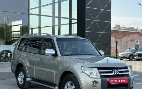 Mitsubishi Pajero IV, 2007 год, 1 680 000 рублей, 3 фотография