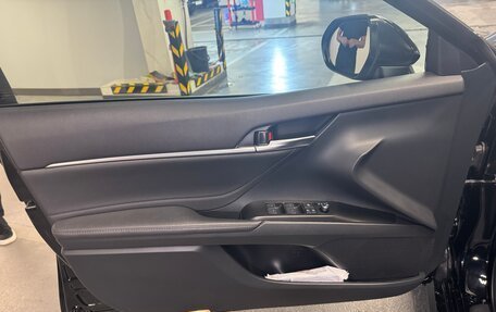 Toyota Camry, 2021 год, 3 290 000 рублей, 8 фотография