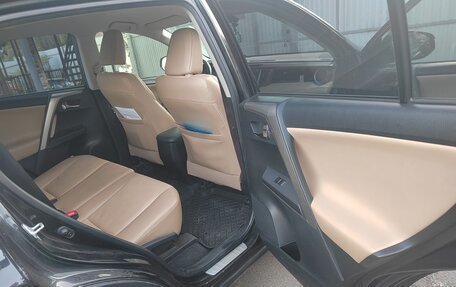 Toyota RAV4, 2015 год, 2 450 000 рублей, 9 фотография