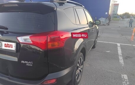 Toyota RAV4, 2015 год, 2 450 000 рублей, 18 фотография