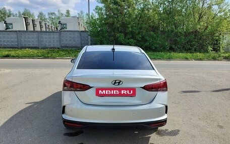 Hyundai Solaris II рестайлинг, 2021 год, 1 450 000 рублей, 4 фотография