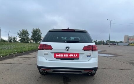 Volkswagen Golf VII, 2016 год, 1 750 000 рублей, 5 фотография