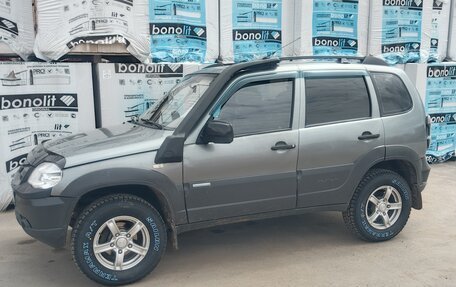 Chevrolet Niva I рестайлинг, 2010 год, 355 000 рублей, 10 фотография